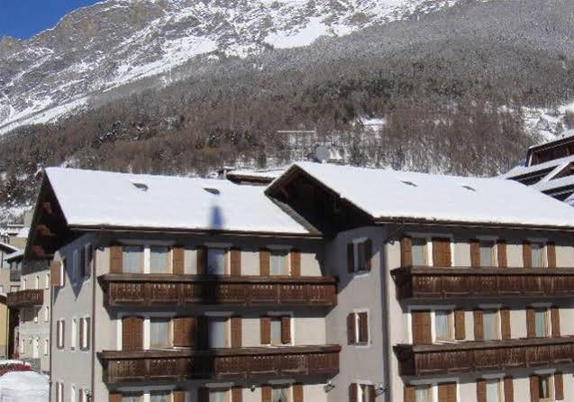 Casa Stefano E Lucia Aparthotel Bormio Exterior foto