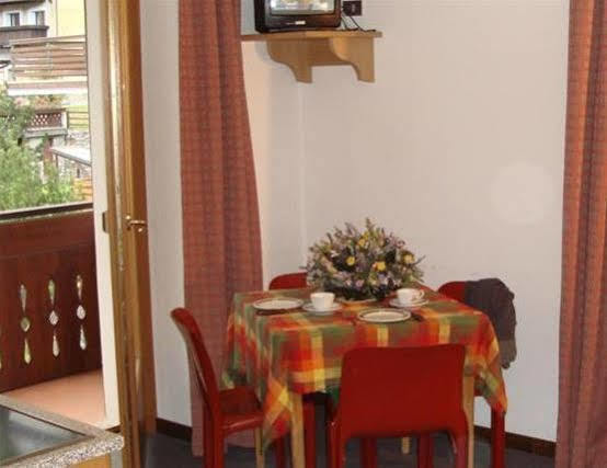 Casa Stefano E Lucia Aparthotel Bormio Exterior foto